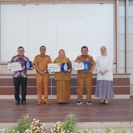 Pemprov. Sulteng Beri Penghargaan Untuk 3 Pemda Kab/Kota Terinovatif Tahun 2024